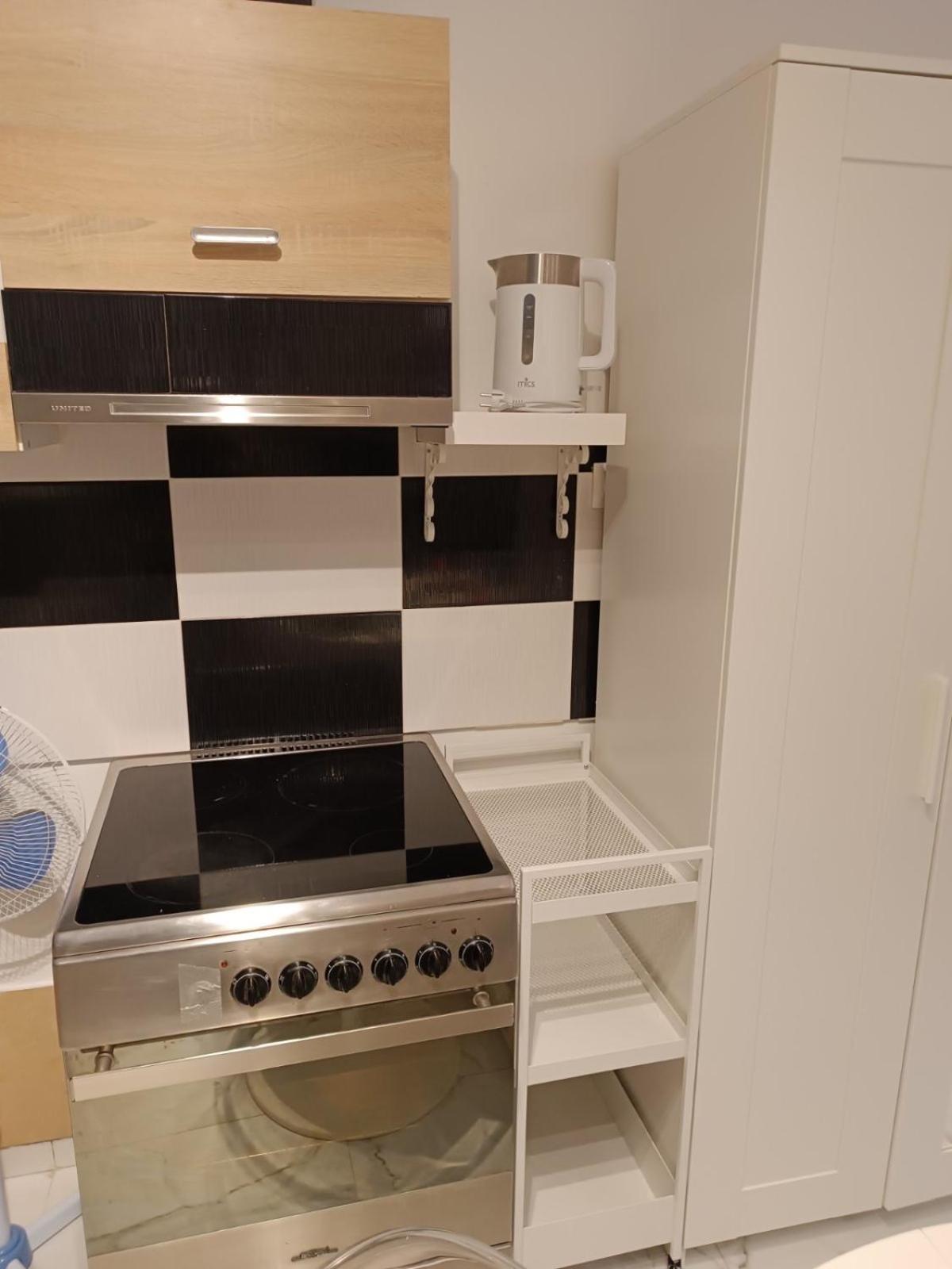 Giannis Apartment Atene Esterno foto